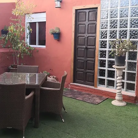 Havana Mediterranea بيت للعطل تورّيفيِخا